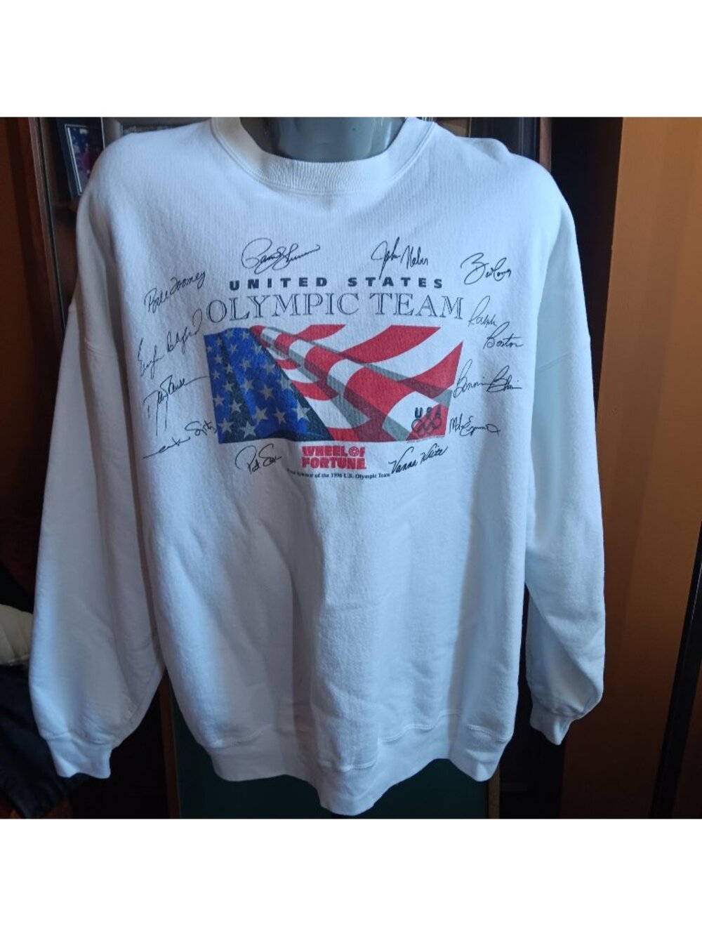 XL Vintage 1996 Hanes US Olympic Team Wheel Fortune Crewneck Sweatshirt